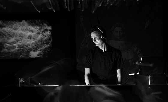 DJ Leo B