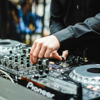 Dj till festen