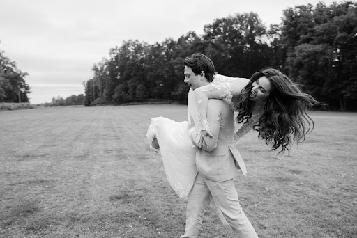 Wedding photographer Yonna Kannesten. Photo of 18.08.2025