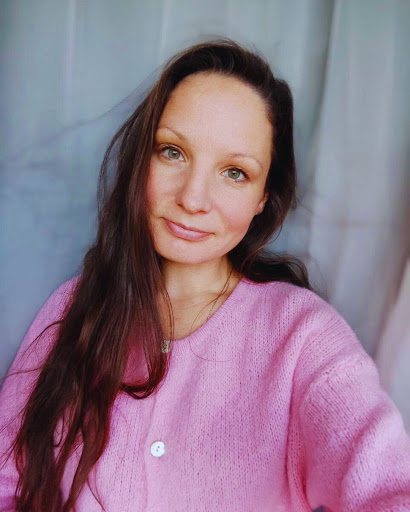 Elina Nomad