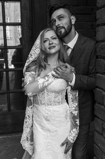 Wedding photographer Lena Popova. Photo of 09.01.2026